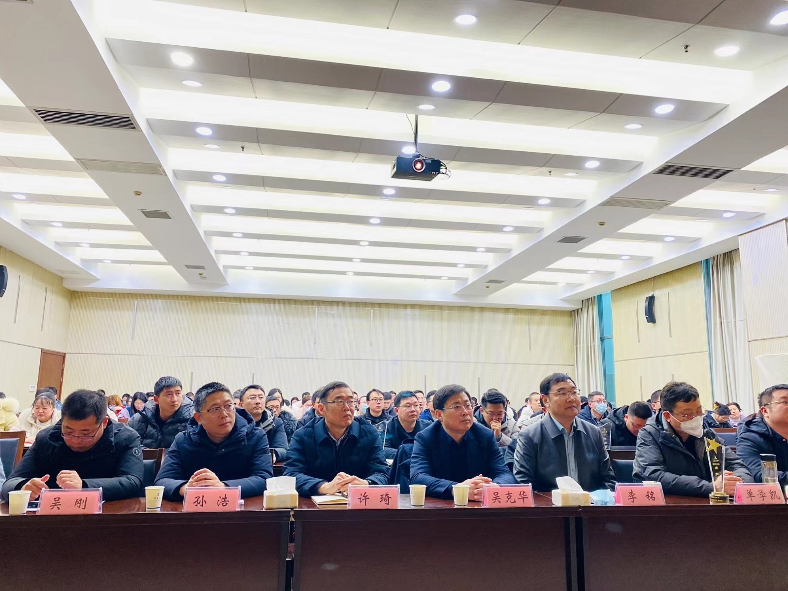 1680597984904226.jpg 領導正面.jpg